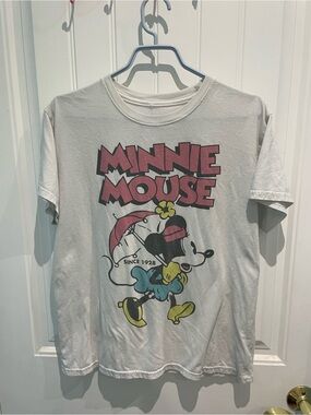Disney Minnie Mouse Graphic Tee
